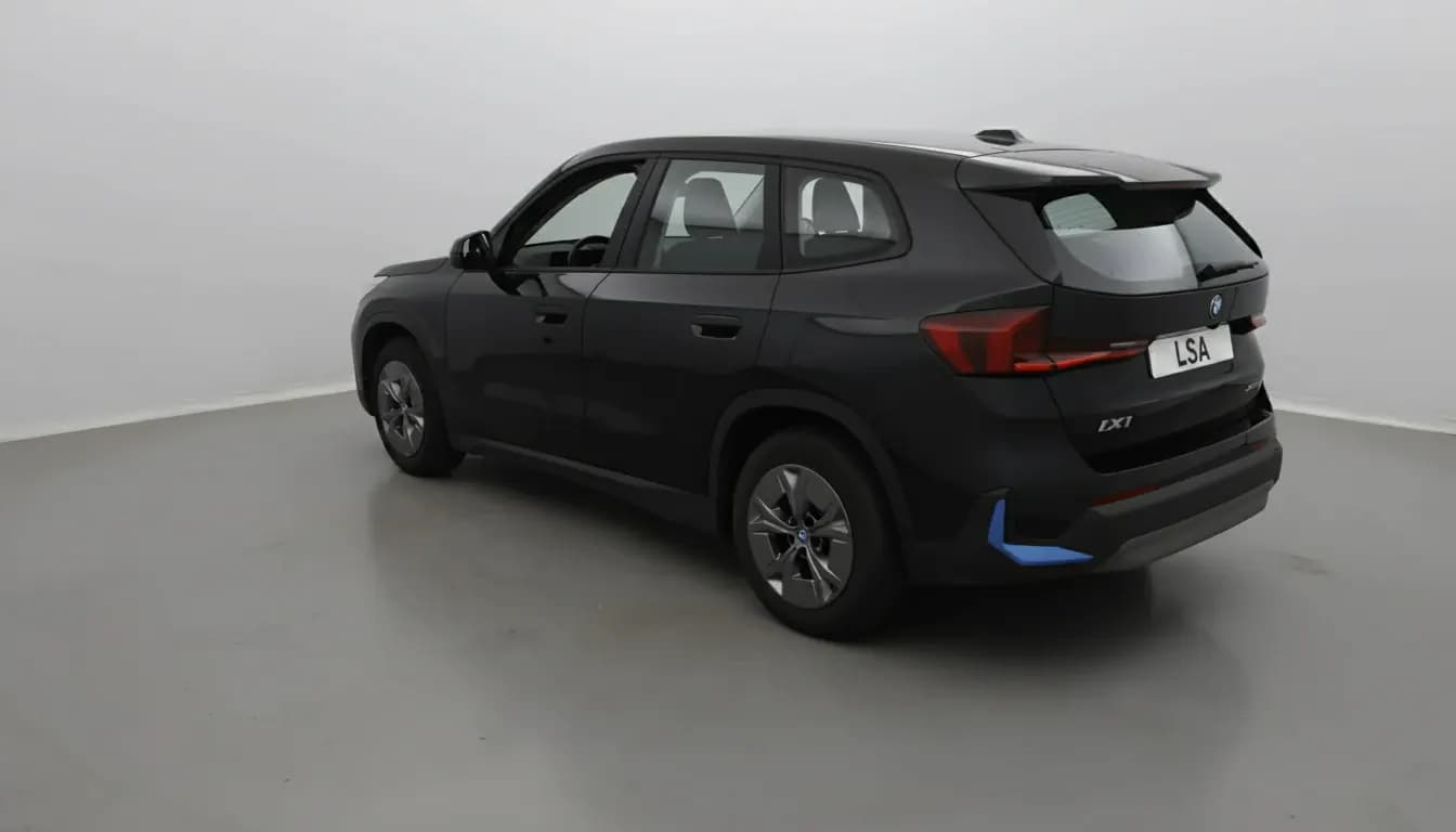 BMW iX1 en leasing sans apport à Bordeaux — vue 2