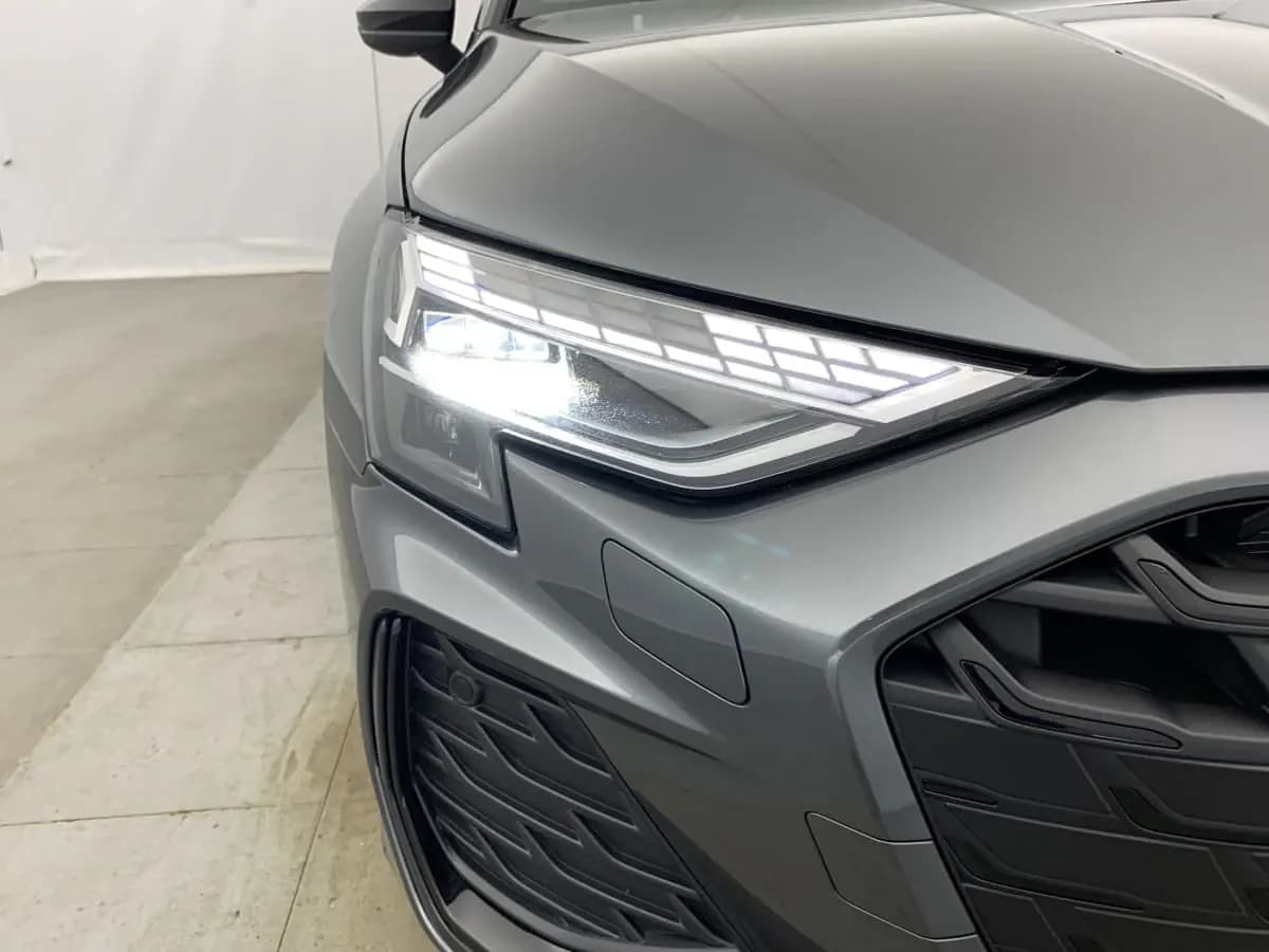 Audi A3 Sportback Bordeaux vue 5 Audi A3 Sportback en leasing sans apport à Bordeaux — vue 5