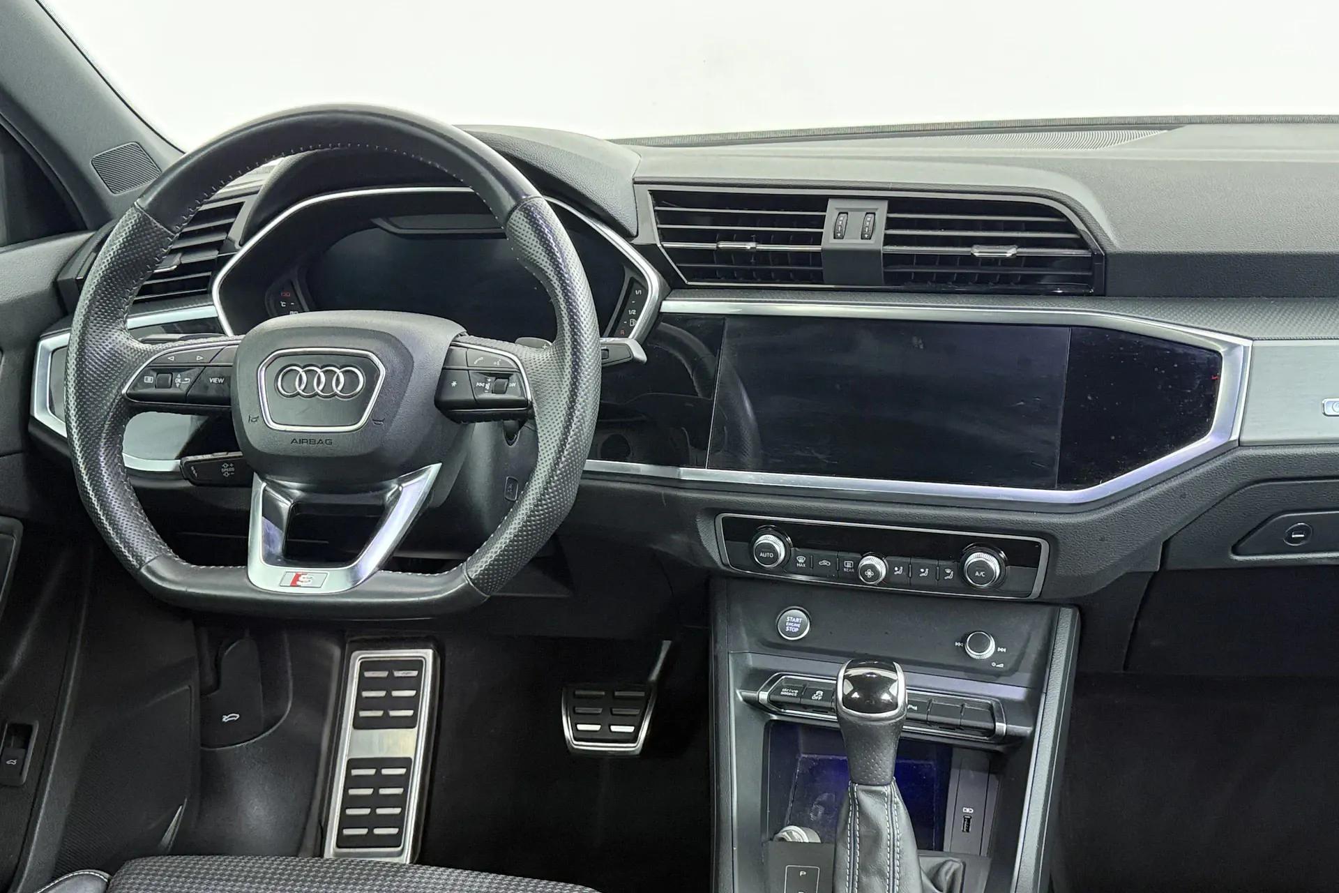 Audi Q3 Bordeaux vue 4 Audi Q3 en leasing sans apport à Bordeaux — vue 4