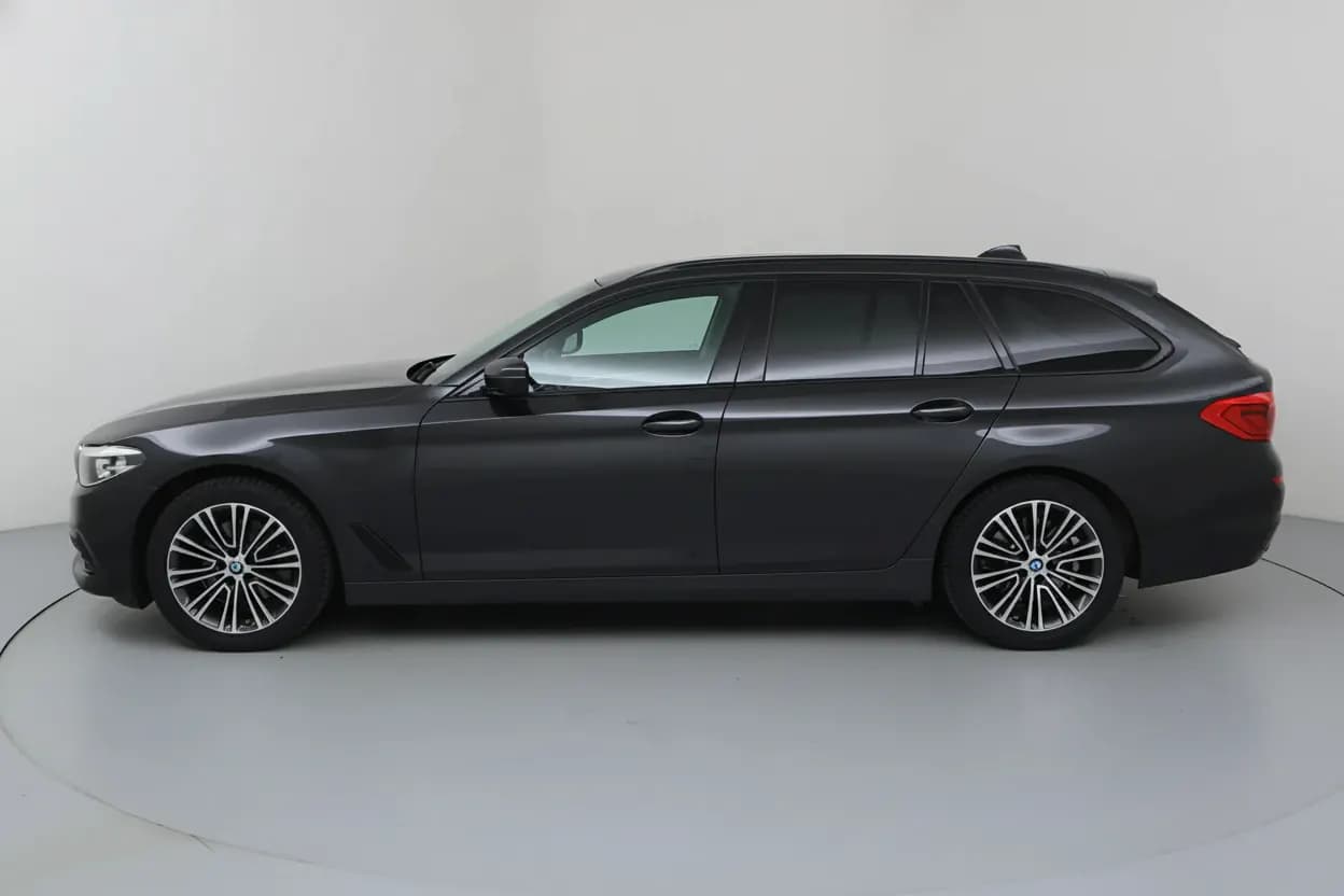 BMW Série 5 Bordeaux vue 2 BMW Série 5 en leasing sans apport à Bordeaux — vue 2