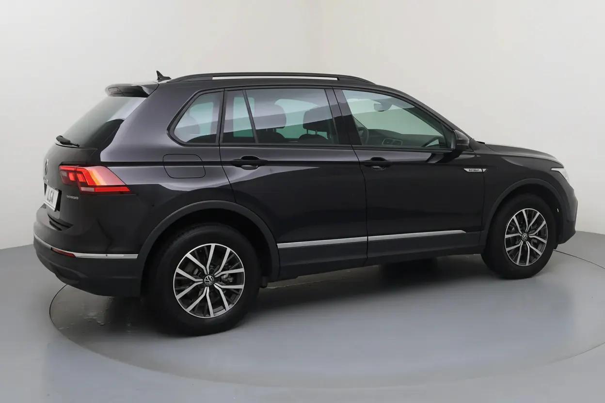 Volkswagen Tiguan Bordeaux vue 3 Volkswagen Tiguan en leasing sans apport à Bordeaux — vue 3